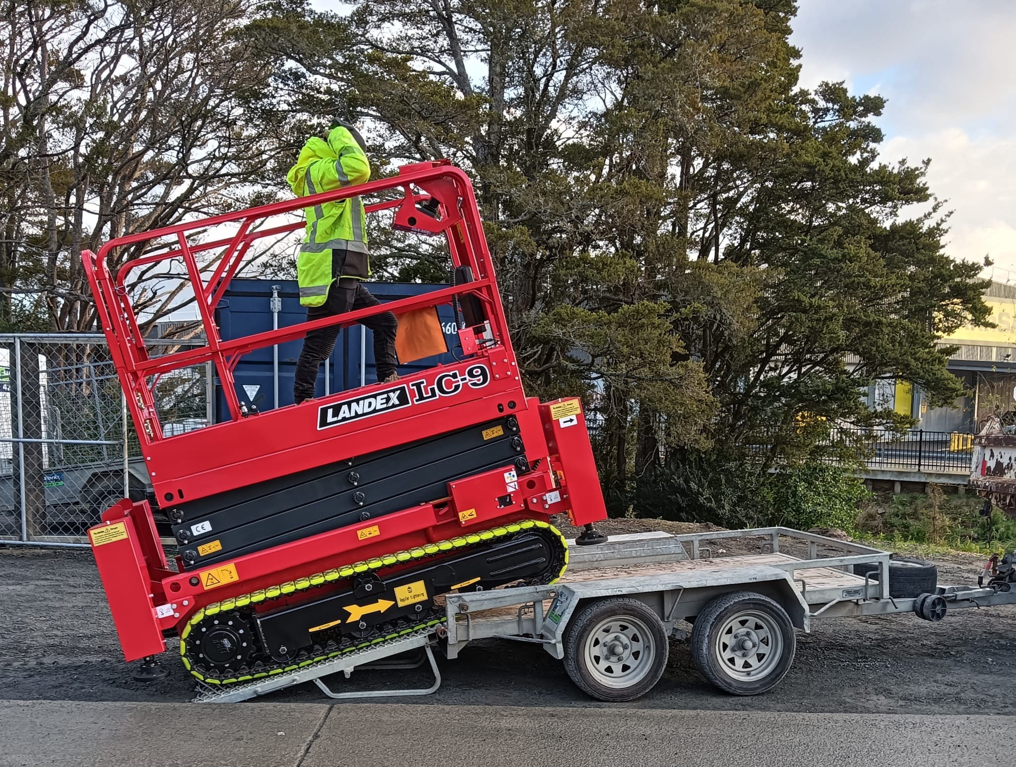 Landex LC9 scissor lift