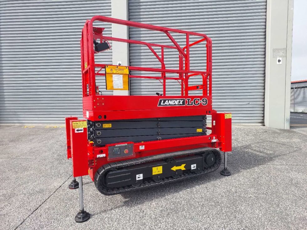 Landex 8.7m levelling scissor lift